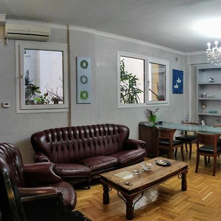 Elegant Luminous Downtown Apartment Солун Екстериор снимка