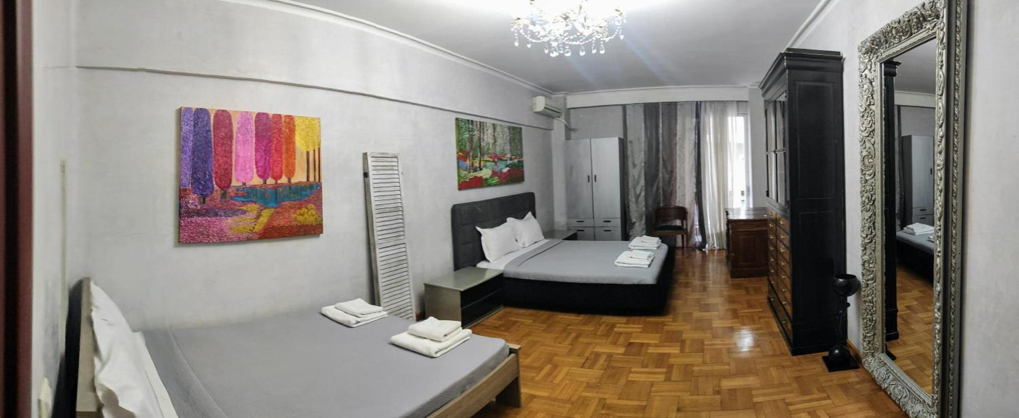 Elegant Luminous Downtown Apartment Солун Екстериор снимка