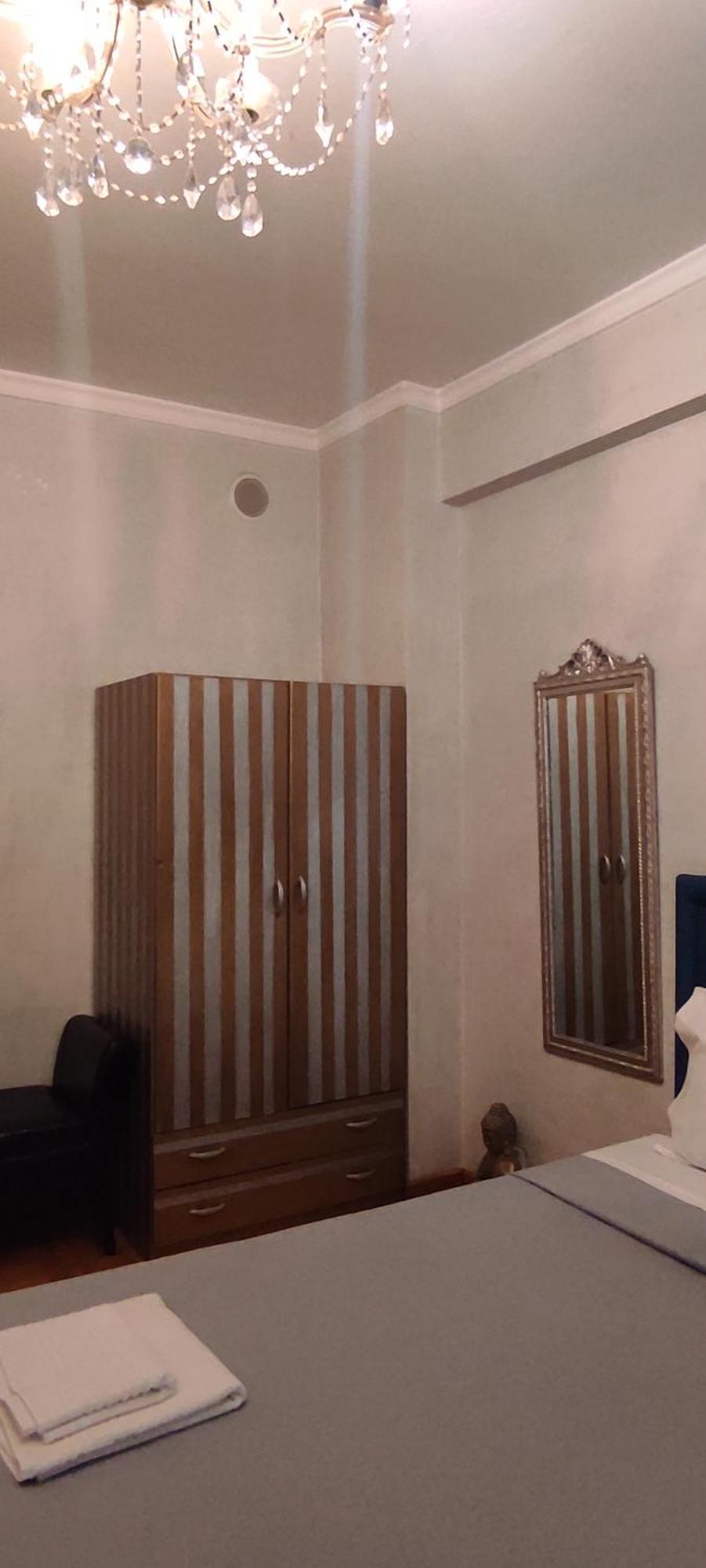 Elegant Luminous Downtown Apartment Солун Екстериор снимка